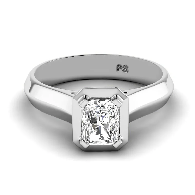 0.37-1.52 CT Round & Radiant Cut Diamonds - Engagement Ring