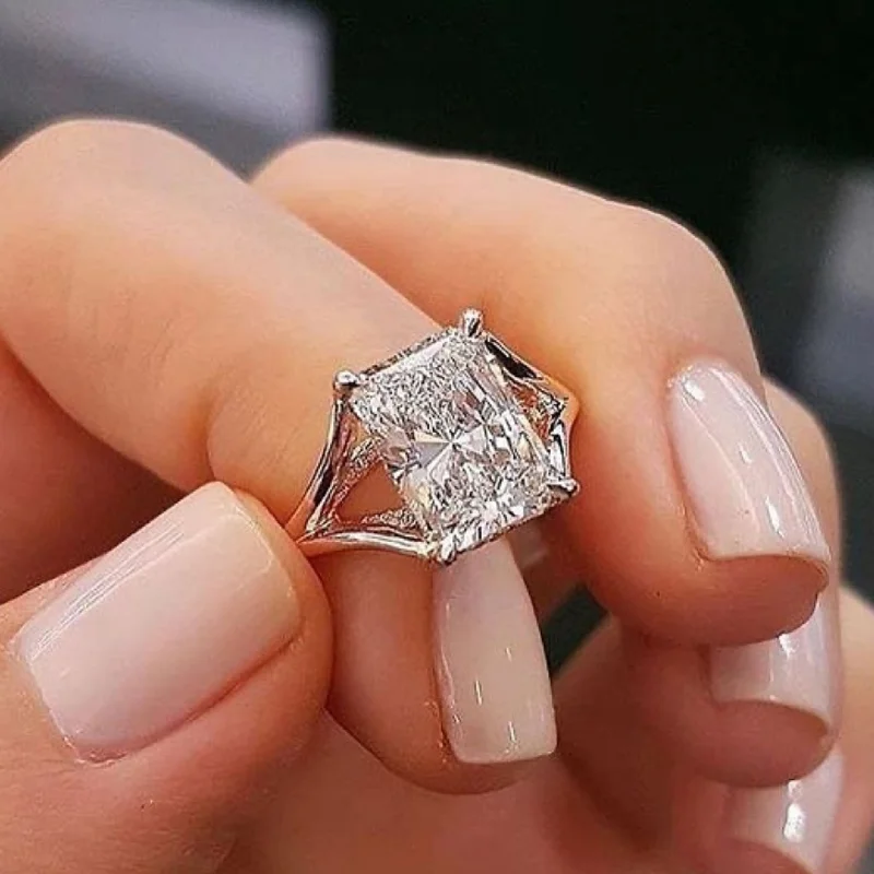 3.00 Carat Radiant Cut Diamond Ring