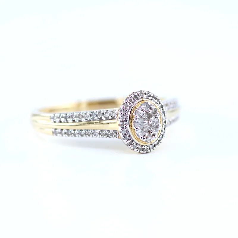 Oval Diamond Engagement Ring 4690047