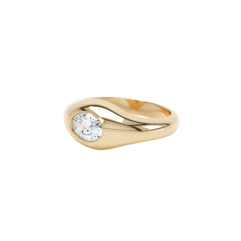 Curve diamond signet ring