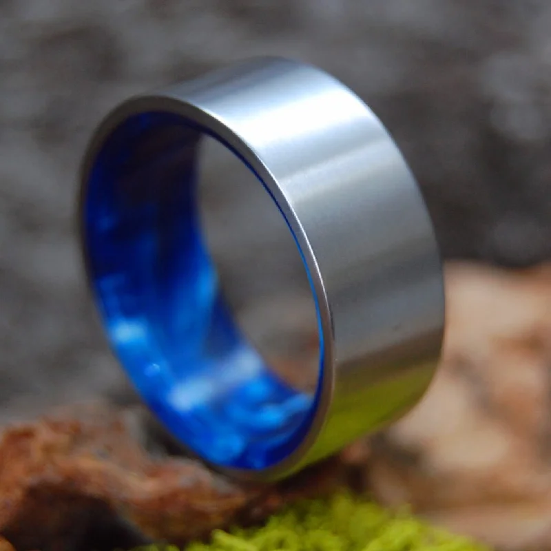 Flat Swirling Sea | Men's Vintage Blue Resin & Titanium Wedding Ring