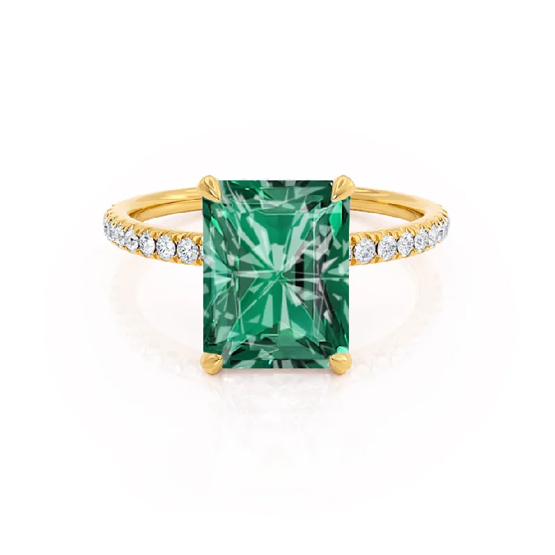 LIVELY - Chatham® Radiant Emerald & Diamond 18k Yellow Gold Petite Hidden Halo Pavé Shoulder Set Ring