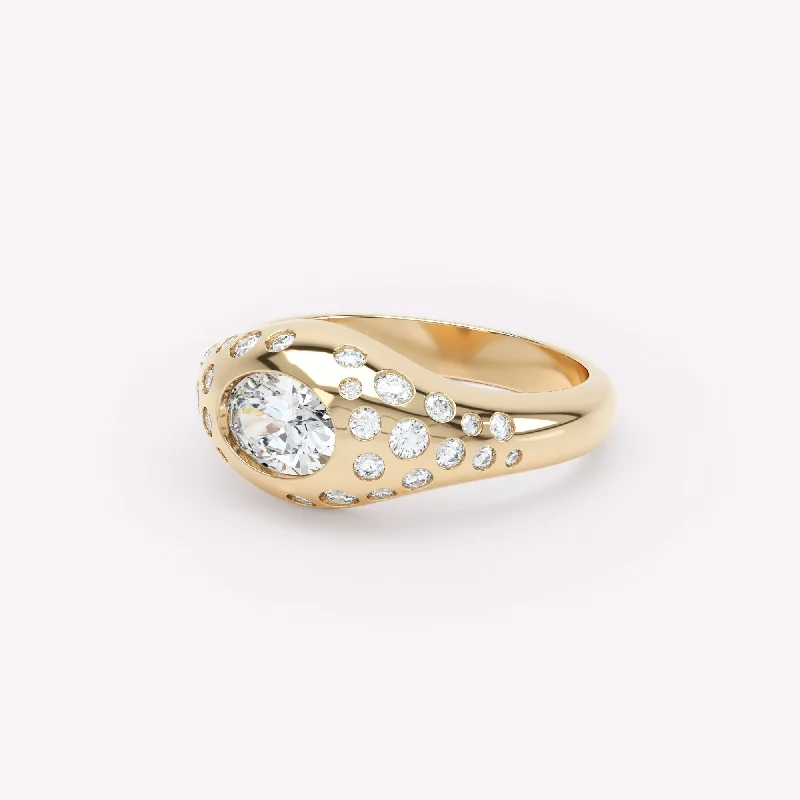 Curve Scattered Signet 18K Gold Ring w. Diamonds