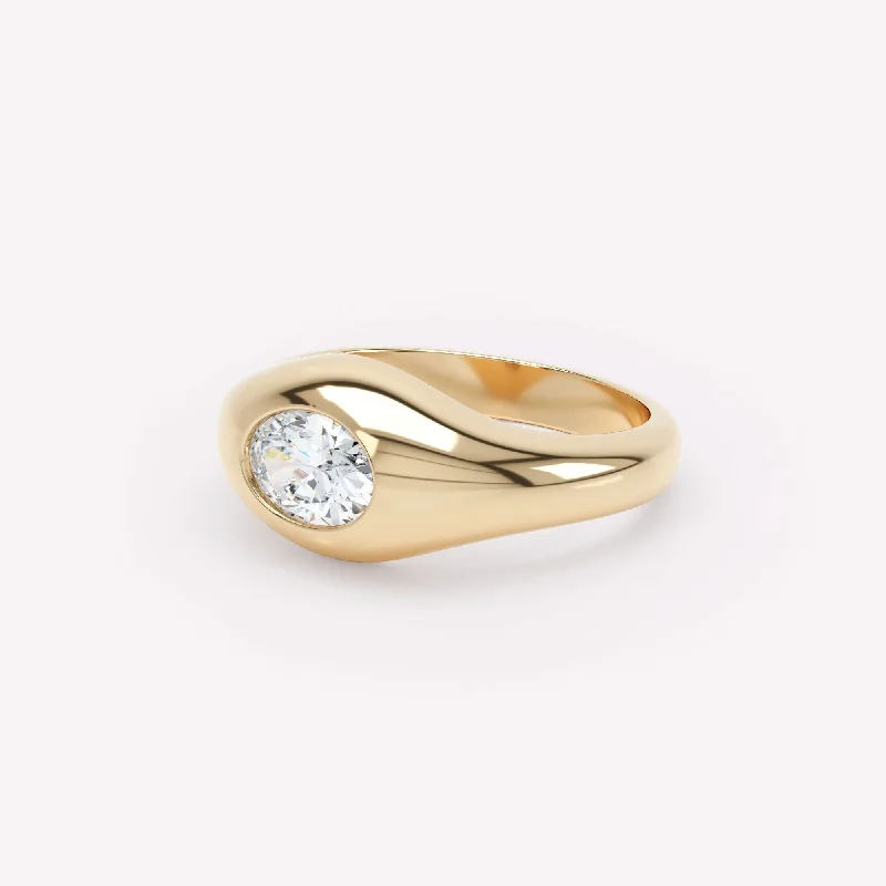 Curve Signet 18K Gold Ring w. Diamond