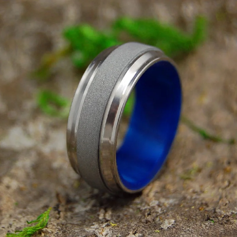 Prince In Blue | Men's Titanium Wedding Ring