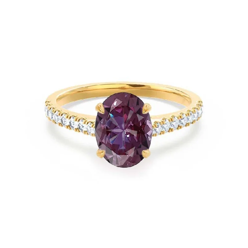 VIOLA - Chatham® Alexandrite Oval & Diamond 18k Yellow Gold Shoulder Set Ring