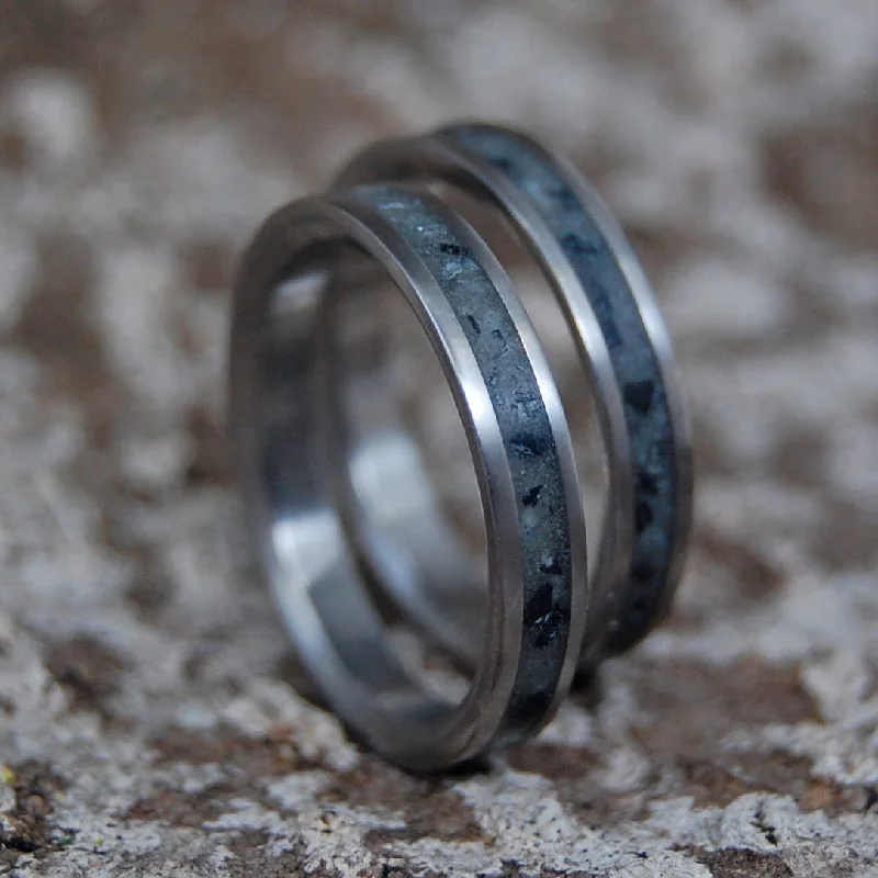 Volcanic Ash And Lava | Icelandic Volcanic Beach Sand And Lava - Unique Wedding Ring  Ring