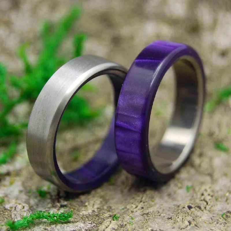 Royal Swim In & Out | Purple Marbled Resin & Titanium - Unique Wedding Ring