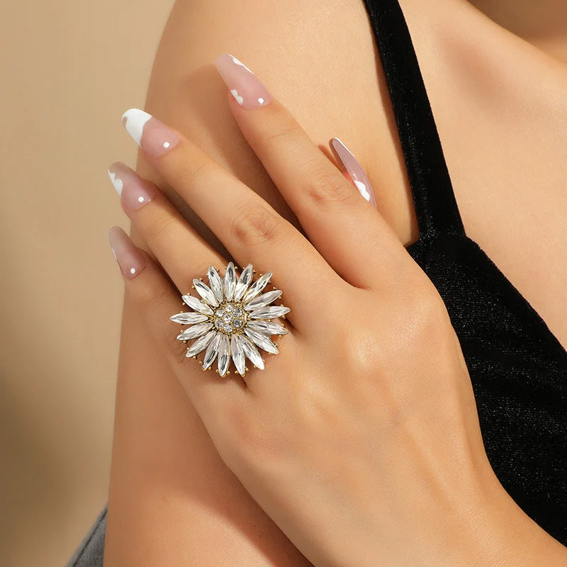 Wholesale New Simple Retro Adjustable Sun Flower Alloy Ring